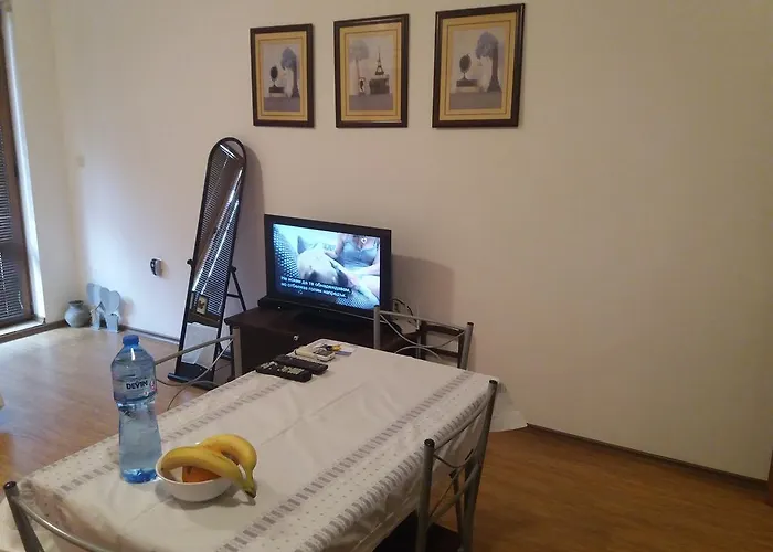 Lazur * Μπουργκάς